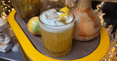 Chutney Elevates This Festive Cocktail for a Crowd