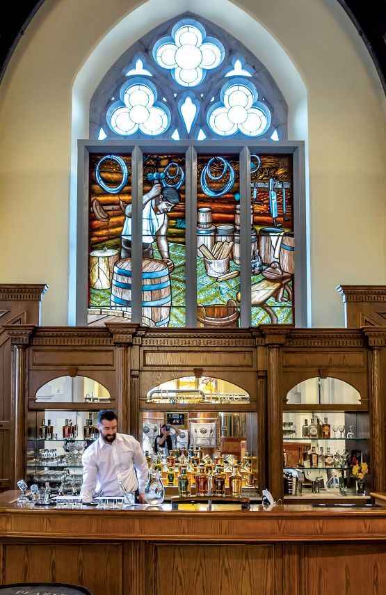 Tasting bar at Pearse Lyons Distillery
